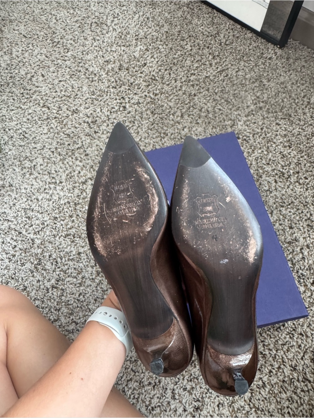 Stuart Weitzman Brown Kitten Heel Pumps - Picture 4 of 5